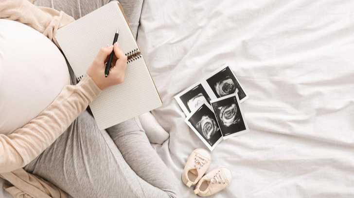 .ตั้งชื่อลูก ชื่อลูกสาว-ลูกชาย 205 รายชื่อ พร้อมความหมายเสริมสิริมงคล.